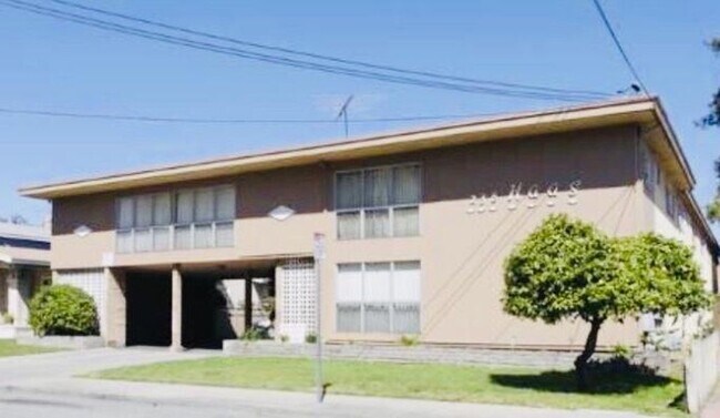 Building Photo - 236 Haas Ave