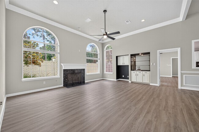 Building Photo - 14303 Reissen Ln