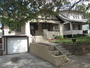 Building Photo - 2537 N 48th Ave