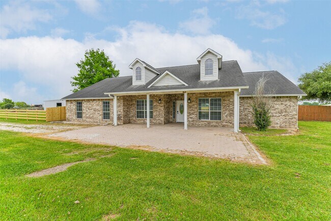 Building Photo - 15320 Mound Rd