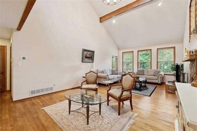 Foto del edificio - 3655 Winters Hill Dr