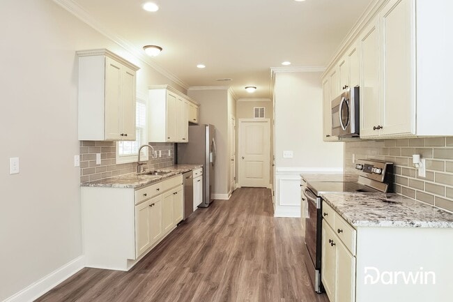 Building Photo - 750 Clemmons Crossing Court, Clemmons, NC ...