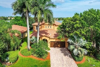 Building Photo - 3446 Princeton Dr