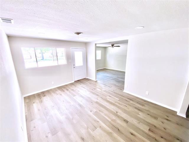 Foto del edificio - 4808 Curzon Ave