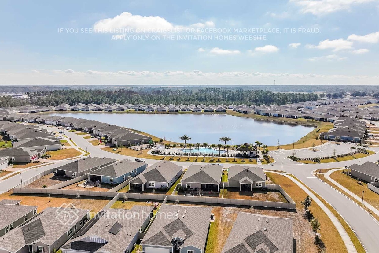 Building Photo - 9920 Lemon Grass Ln