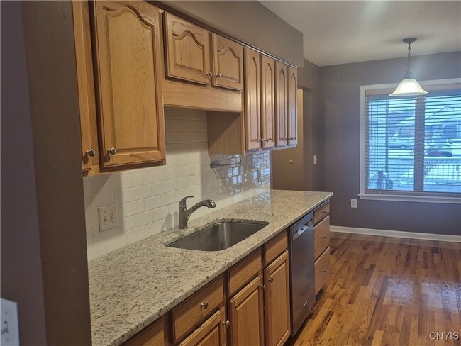 Building Photo - 100 Midlake Cir