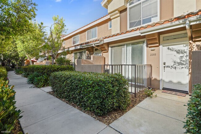 Building Photo - 2 br, 2 bath Townhome - 2288 Cabo Bahia