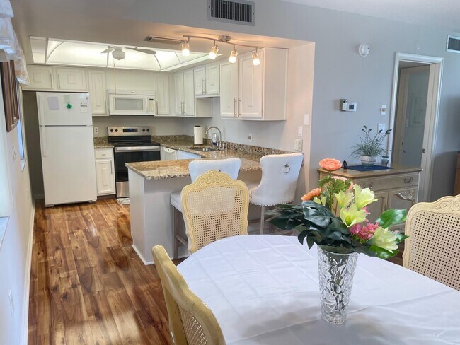 Foto del edificio - 2400 S Ocean Dr