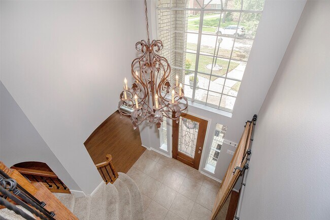 Foto del edificio - 2109 Enchanted Lake Dr