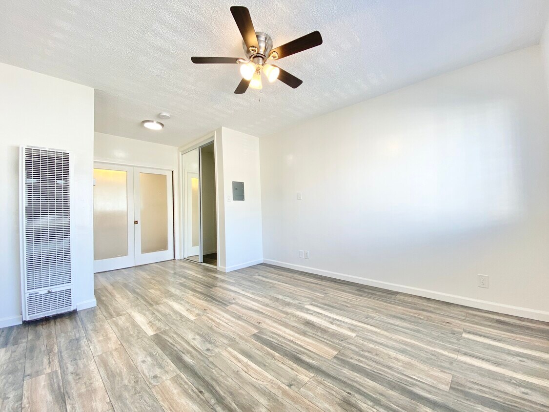 Foto principal - 5475 Homeside Ave