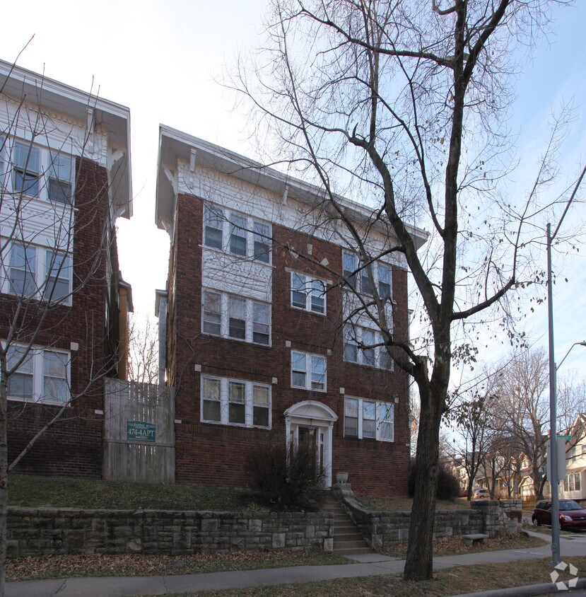 Building Photo - 1319-1321 Valentine Rd