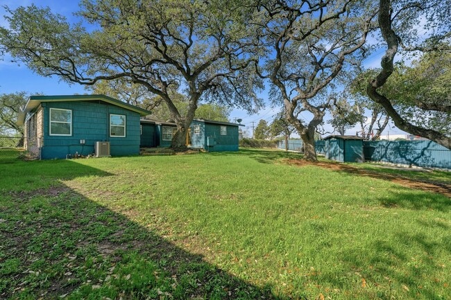 Foto del edificio - 502 Sunrise Cir