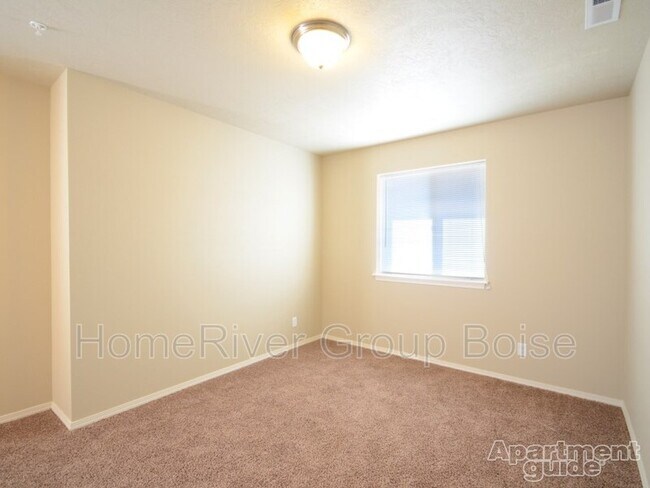 Foto del edificio - 6787 Irving St W