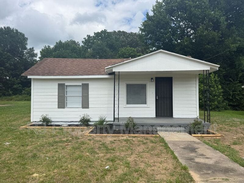 Photo - 3742 Berry Ln