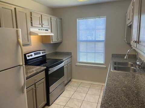 Foto del edificio - 1723 James Buchanan Dr