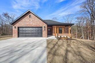 Building Photo - 1 Whitmore Ln
