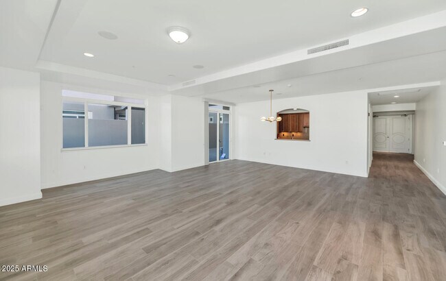 Foto del edificio - 3801 N Goldwater Blvd
