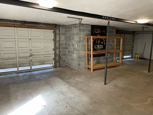 Foto del edificio - 1901 Faulk Dr