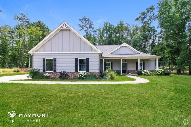 Building Photo - 111 Water Oak Dr
