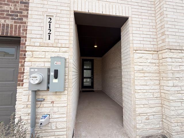 Building Photo - 2117 Layla Dr