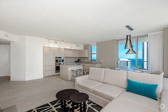 Building Photo - 4010 S Ocean Dr