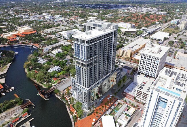 Foto del edificio - 301 SW 1st Ave