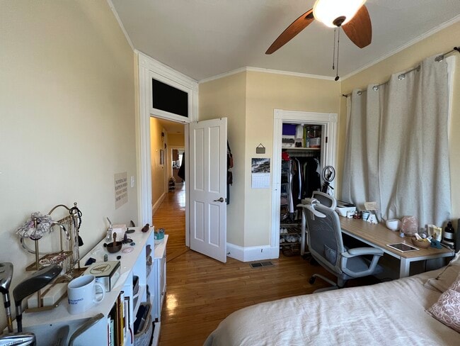 Building Photo - 176 Elm St