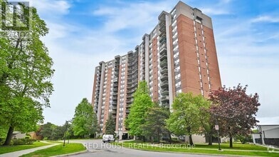 Building Photo - 50-450 Mississauga Vly Blvd
