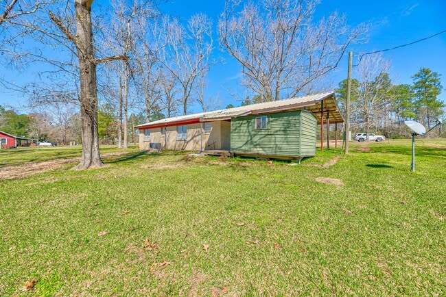 Building Photo - 11140 FM 256