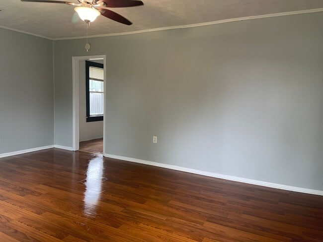 Building Photo - Nice 3 Bedroom 1 Bath in Humboldt!  Great location!