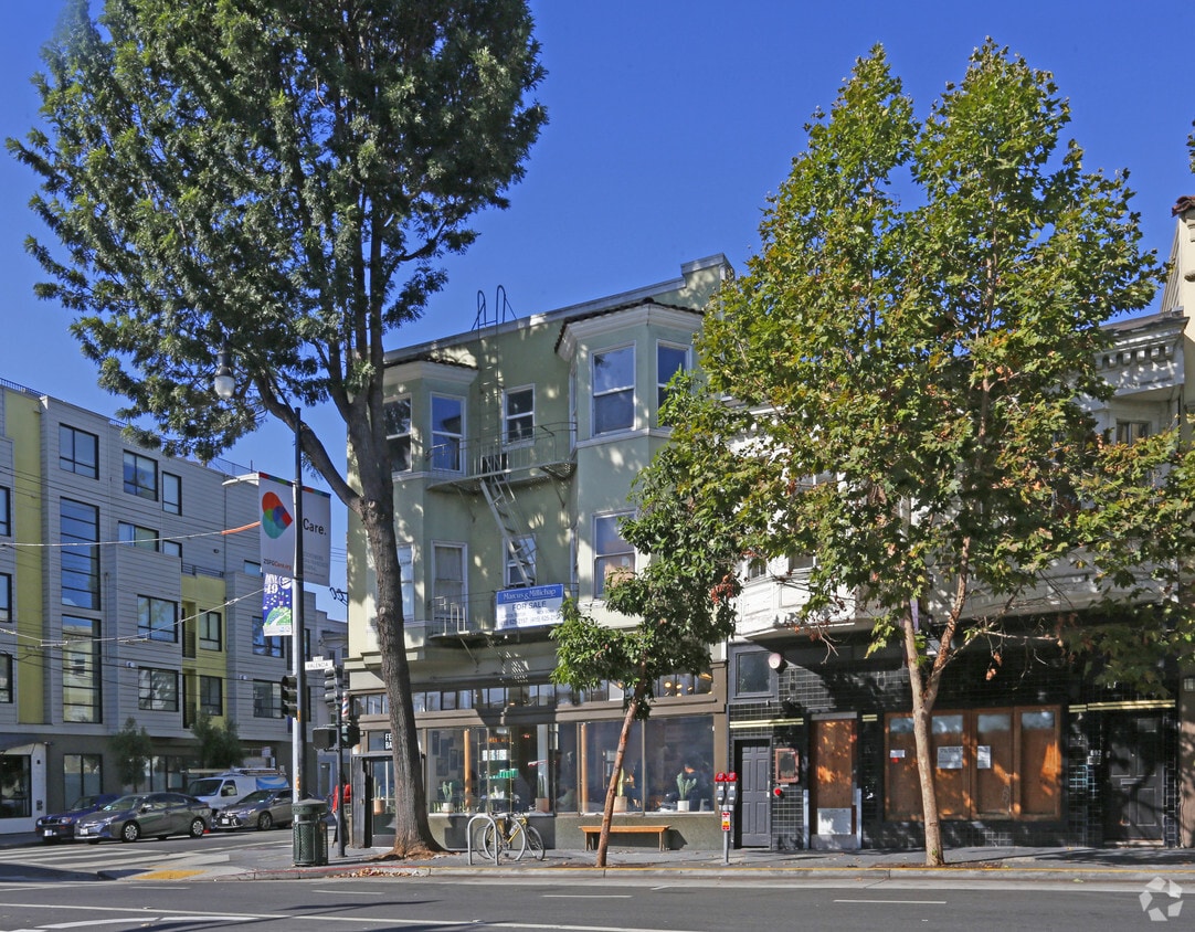 Building Photo - 696 Valencia