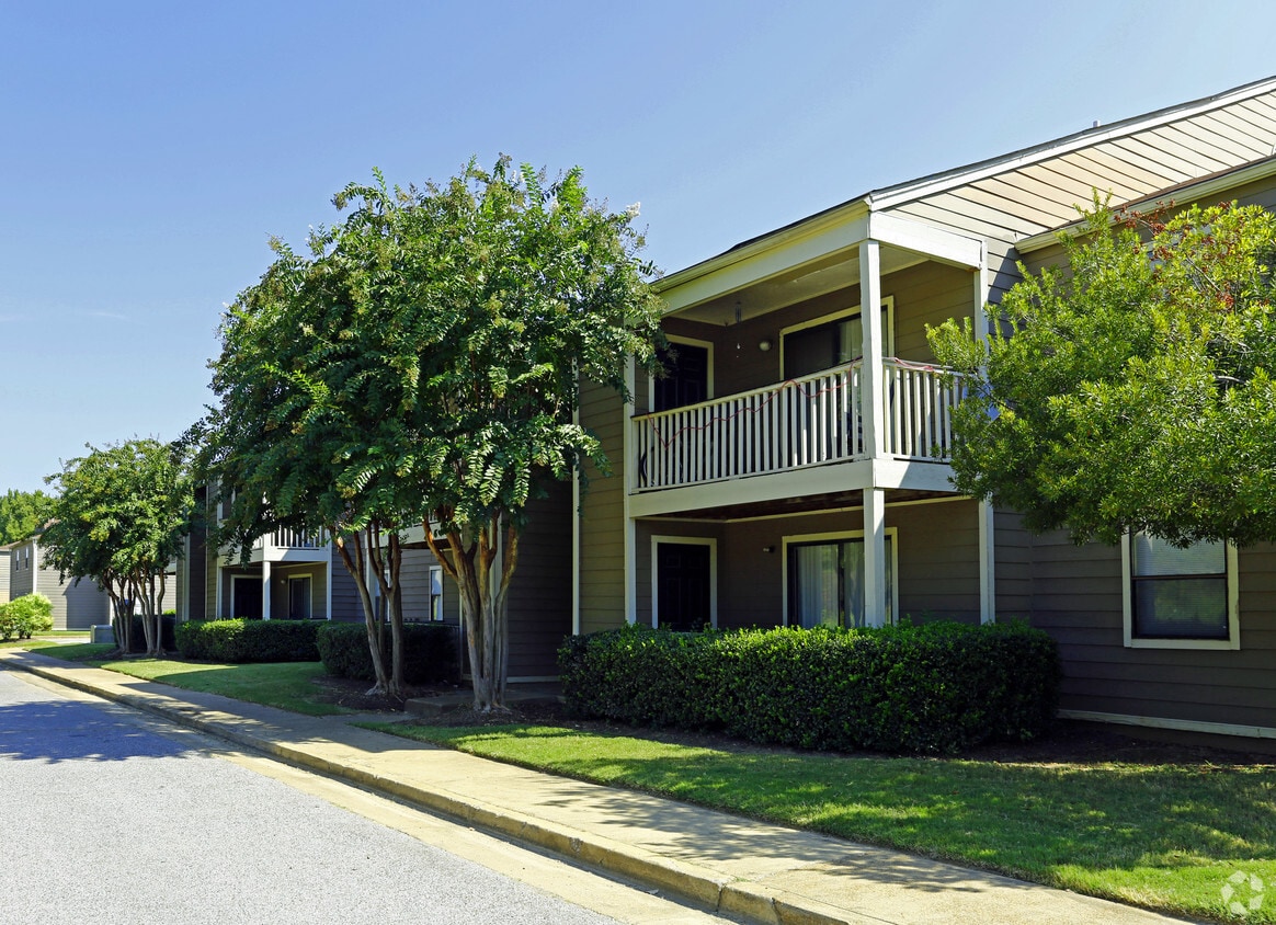 Covington Hills 4800 Raleigh Lagrange Rd Memphis, TN Apartments for Rent in Memphis