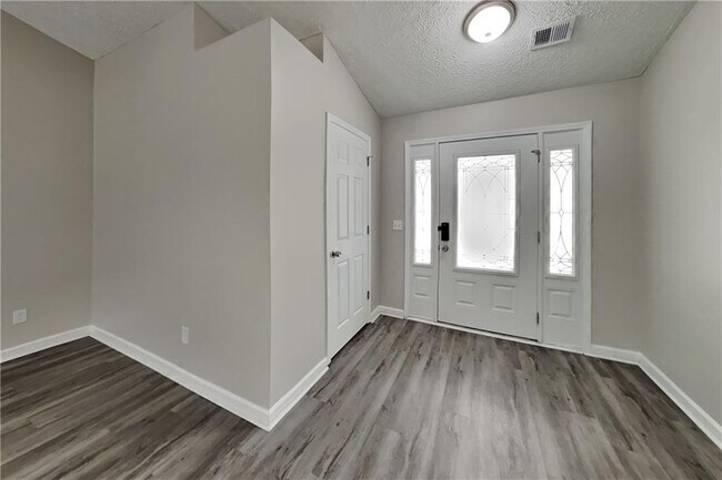 Foto del edificio - 2671 Marleigh Farm Rd NW