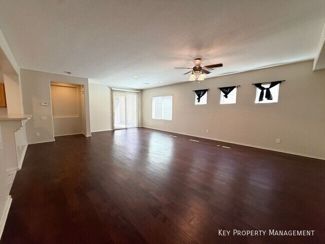 Foto del edificio - 2660 Dirleton Pl