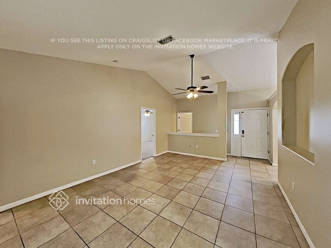 Foto del edificio - 17530 Virginia Cir