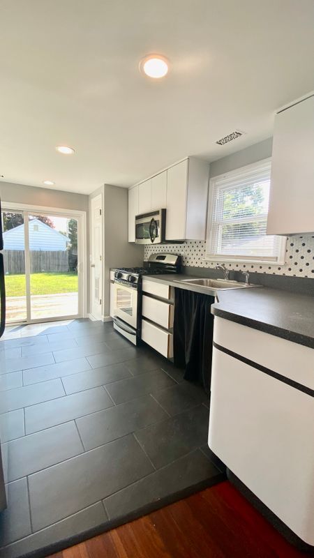 Building Photo - 450 S Fulton Ave