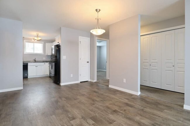 Building Photo - 4850 Harbour Landing Dr