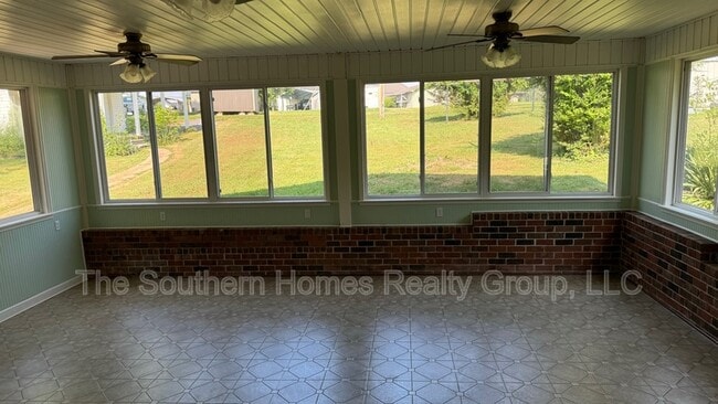 Building Photo - 220 Wilkins Ave