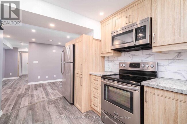 Building Photo - 50 Perfitt Crescent