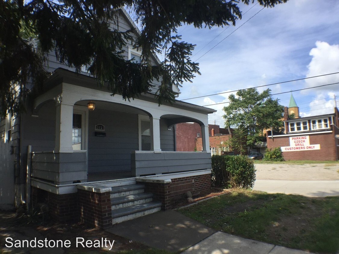 Foto del edificio - 2832 Elyria Ave