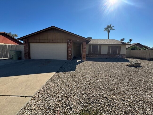 Photo - 5239 W Freeway Ln House