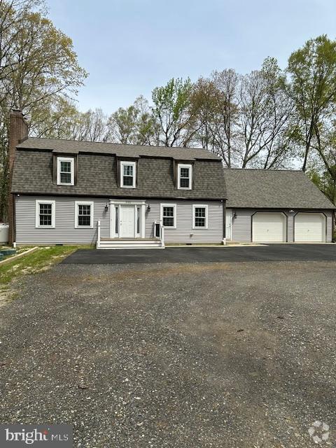 Building Photo - 3180 Forrest Ave