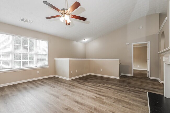 Building Photo - 272 Grover Turner Way