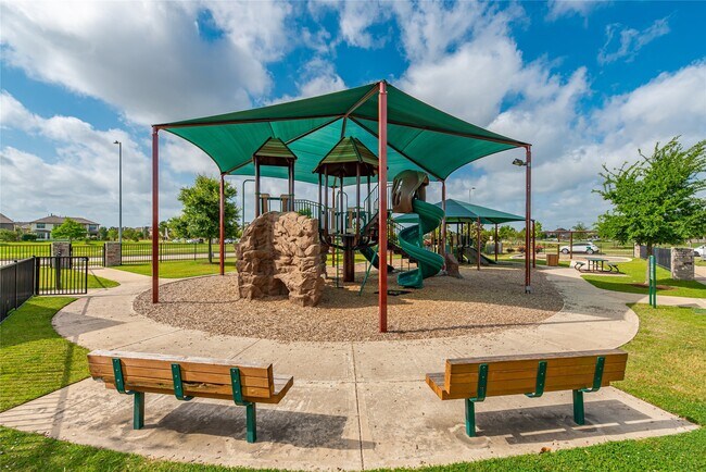 Building Photo - 26706 Whitetail Springs Ct