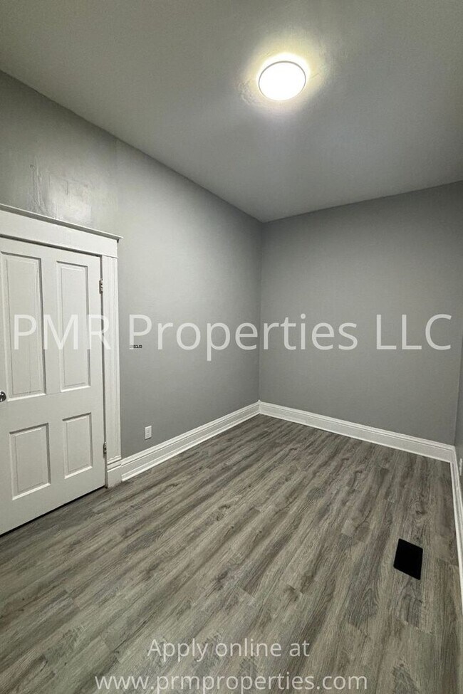 Foto del edificio - 615 E Highland Ave