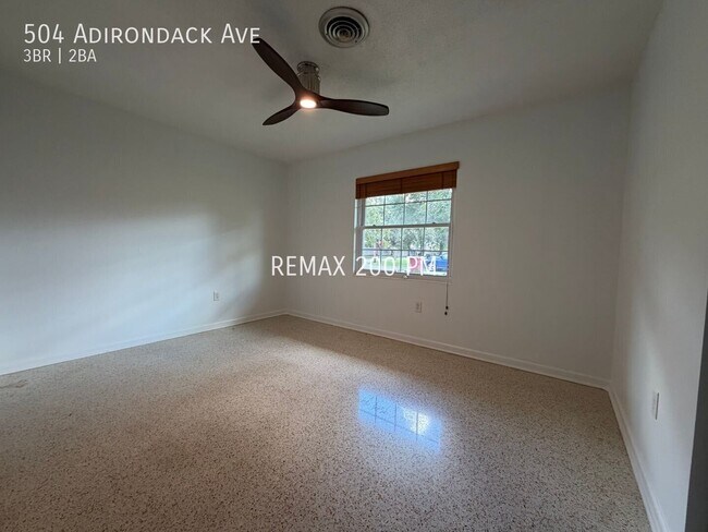 Foto del edificio - 504 Adirondack Ave