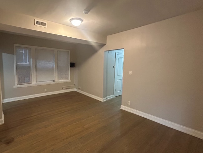 Foto del edificio - 5311 S Ellis Ave