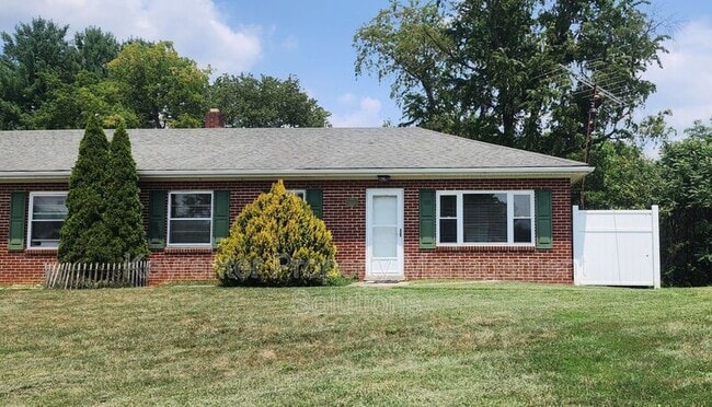 Building Photo - 277 Skyview Cir