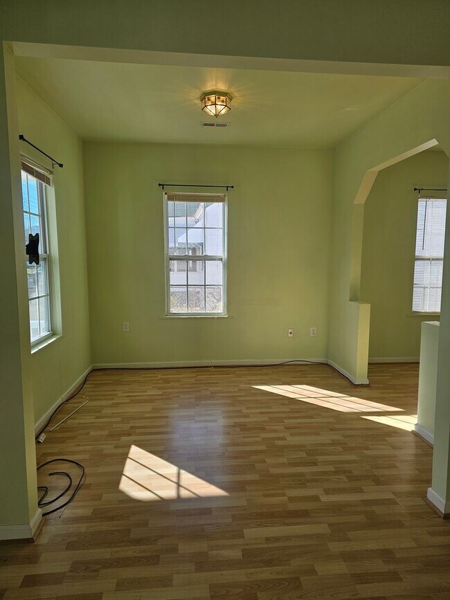 Building Photo - 966 Ave I