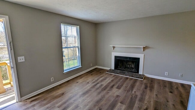 Foto del edificio - 5122 Linbar Dr